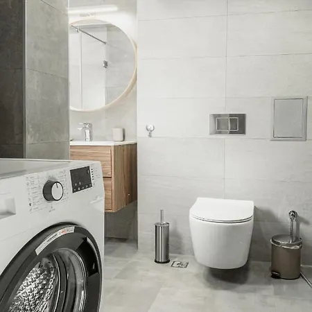 アパート 8th Hill