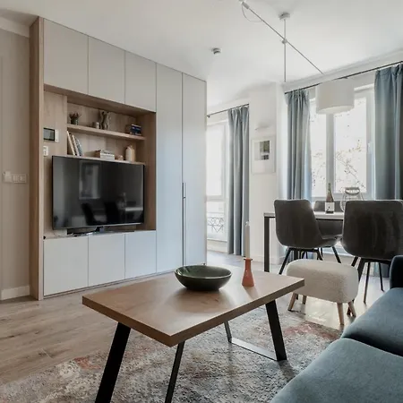 8th Hill * プロヴディフ