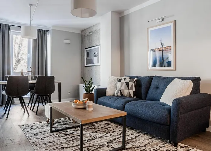 Apartment 8th Hill *