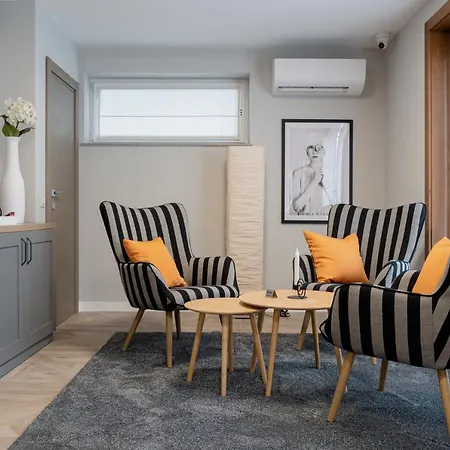 8th Hill Apartament
