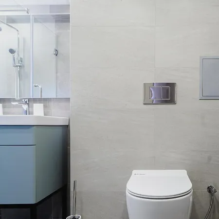 Апартаменты 8th Hill *