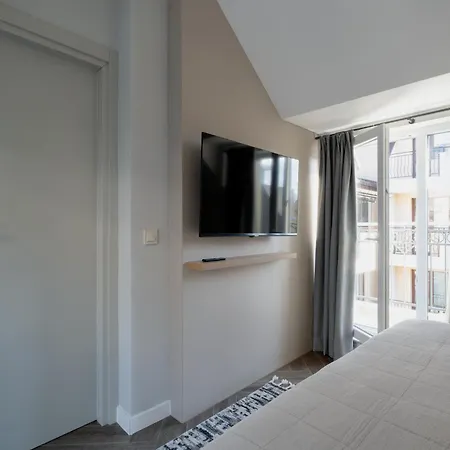 8th Hill Apartament